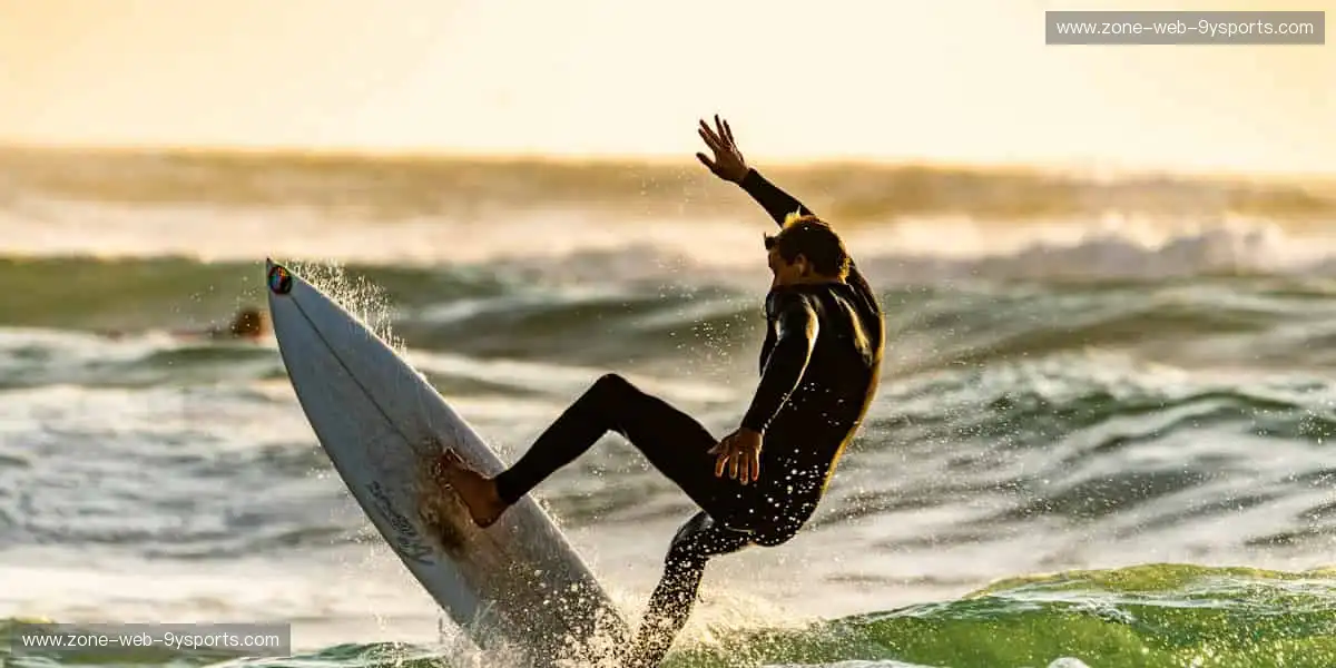 锁定屏幕,见证每一秒的心跳!📺 实时直播,与千万球迷同频共振!
